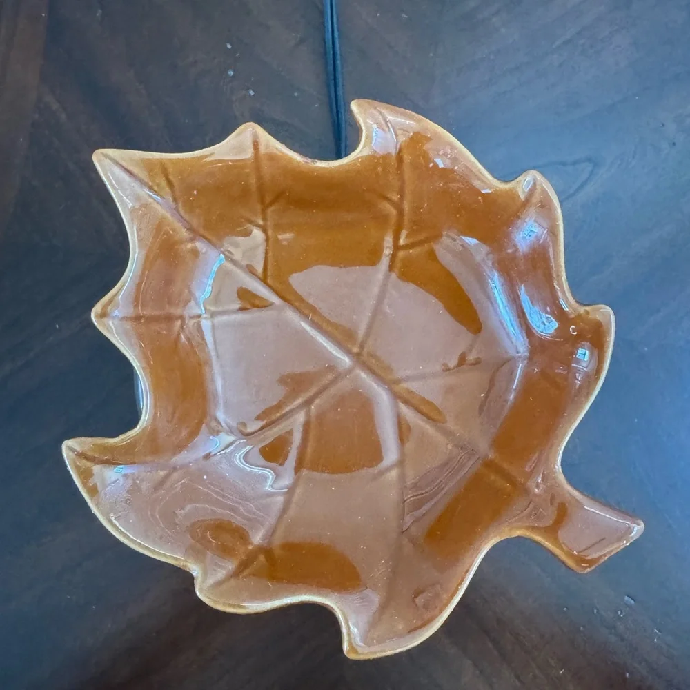 Scentsy Plymouth Full Size wax melting warmer - Picture 2 of 5